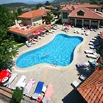 Ova Hotel 3*