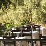 Ova Hotel 3*