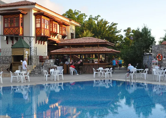 Ova Hotell 3*