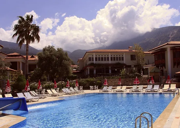 Ova Hotell 3*