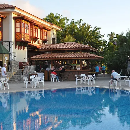 Ova Hotel 3*