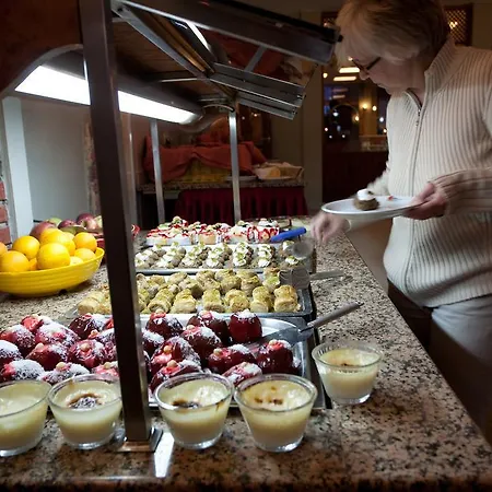 Ova מלון פאטהיה